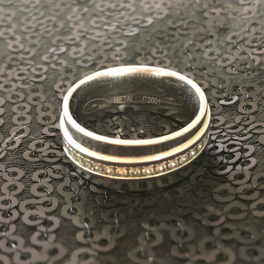 Silver engagement ring